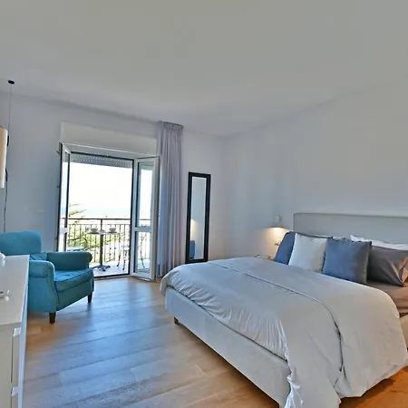 Luxury Joy In Bed & Breakfast *